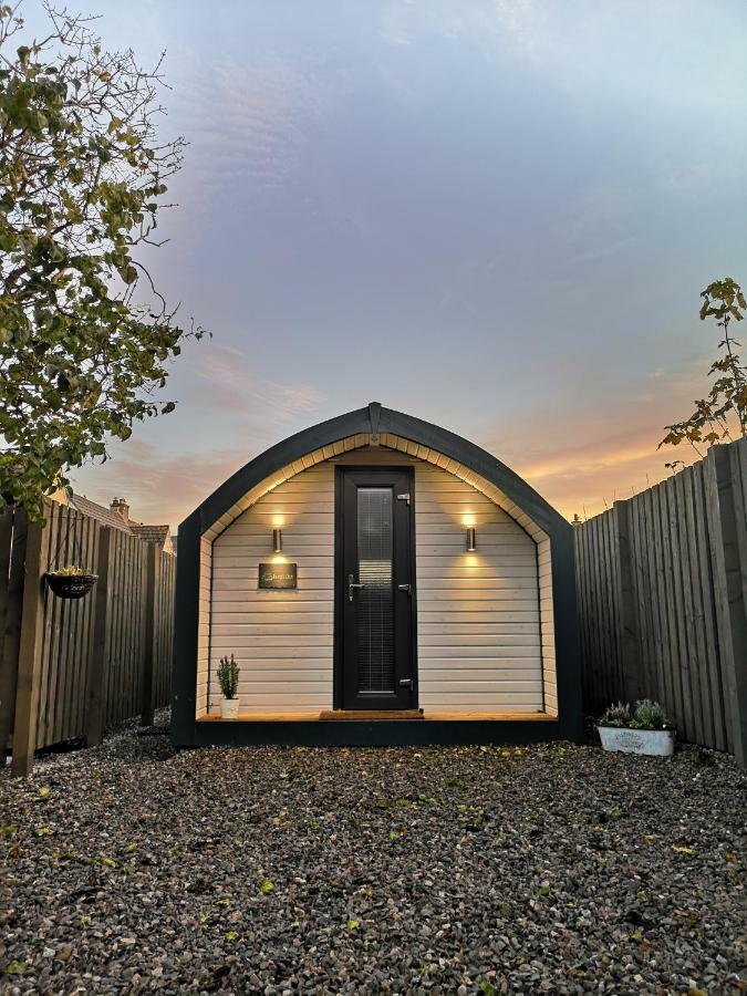 Foxy's Den Dornoch Villa Exteriör bild